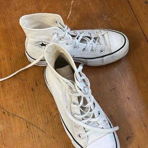 Womens Converse platform sneakers size 6